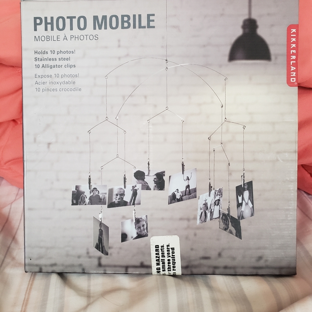 Kikkerland Stainless Steel Photo Mobile